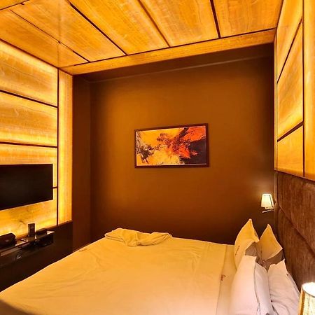 Galaxy Club & Hotel Bijāpur Exteriér fotografie
