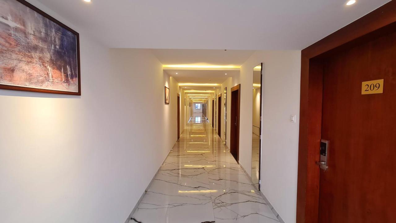 Galaxy Club & Hotel Bijāpur Exteriér fotografie