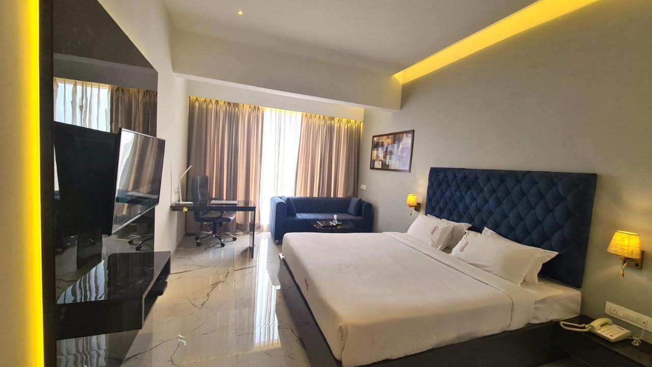 Galaxy Club & Hotel Bijāpur Exteriér fotografie